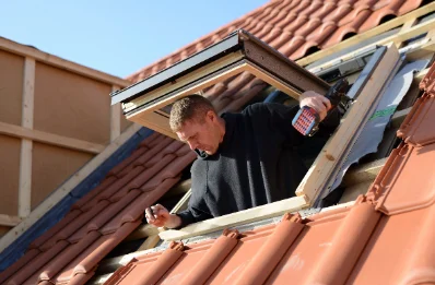 Pose de fenêtres de toit Velux à Isle